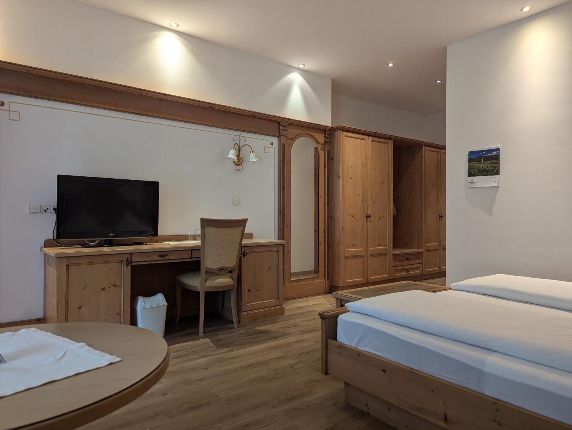 Hotel Sonklarhof Ридана Екстериор снимка