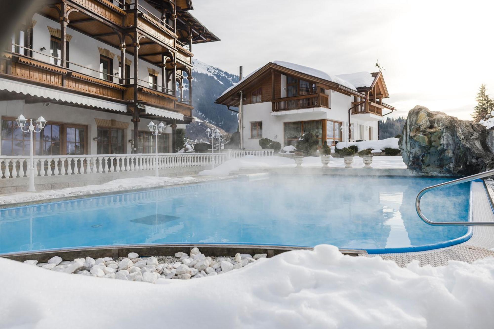 Hotel Sonklarhof Ридана Екстериор снимка